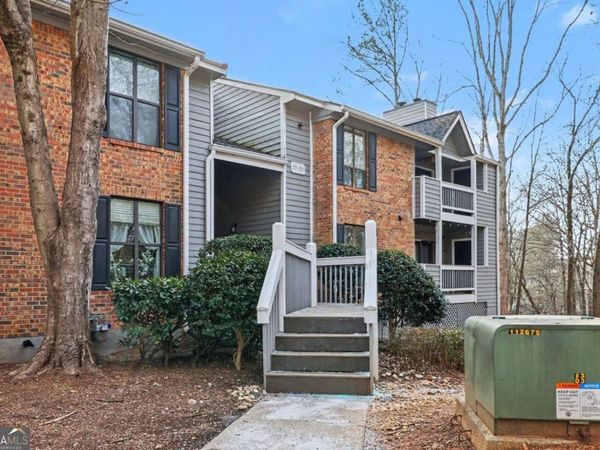 225 Warm Springs Circle, Roswell, GA 30075