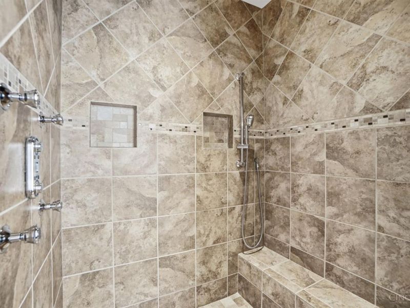 6100 Winding Creek Boulevard, Liberty Township, OH 45011 Photo 38