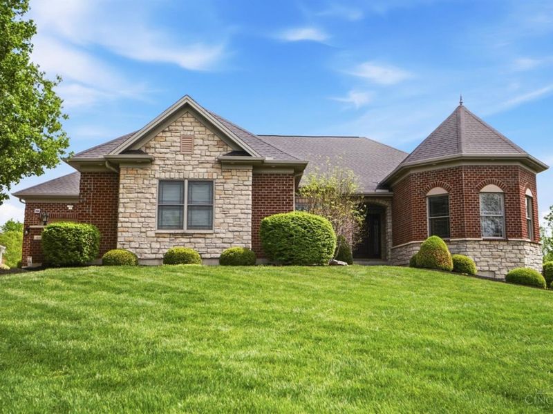 6100 Winding Creek Boulevard, Liberty Township, OH 45011 Photo 8