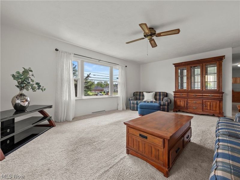 3845 Dresden Road, Zanesville, OH 43701 Photo 4