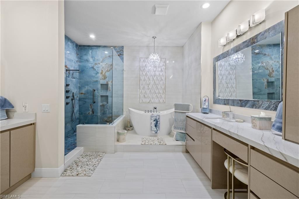 9041 Cherry Oaks Trl, Unit 201, Naples, FL 34114 Photo