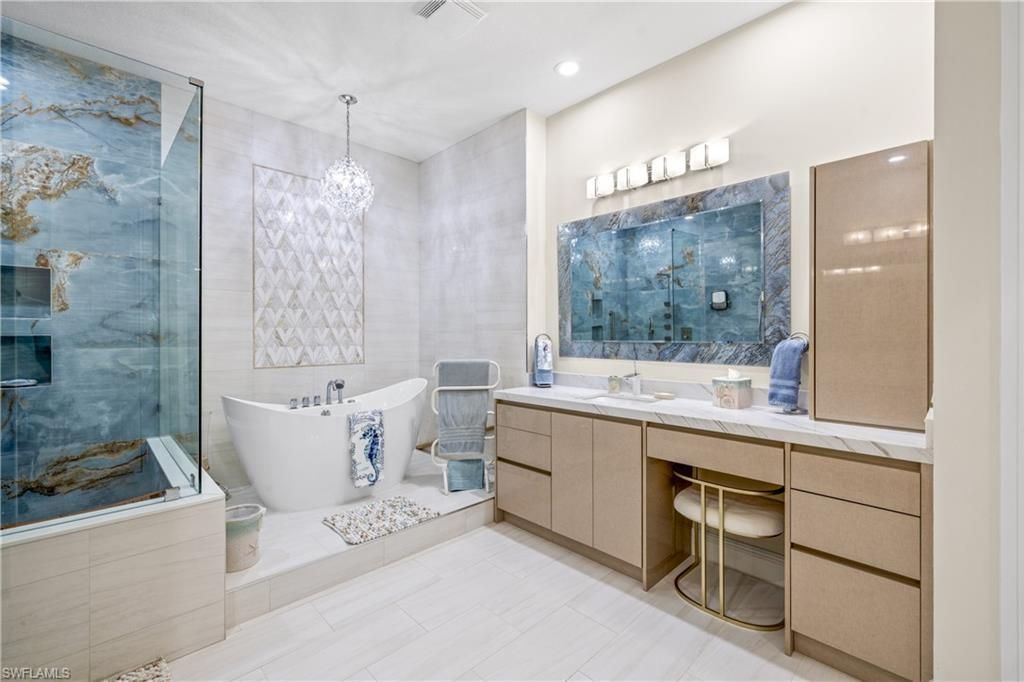 9041 Cherry Oaks Trl, Unit 201, Naples, FL 34114 Photo