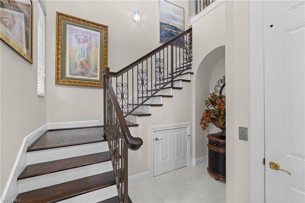 9041 Cherry Oaks Trl, Unit 201, Naples, FL 34114 Photo