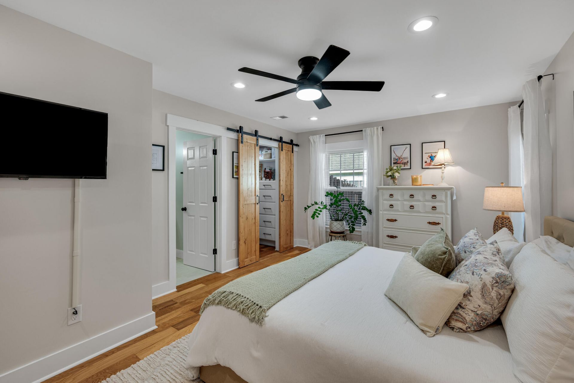 117 Malibu Road Photo 24