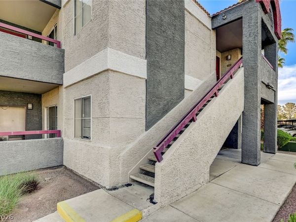 8600 W Charleston Boulevard, Unit 2067, Las Vegas, NV 89117