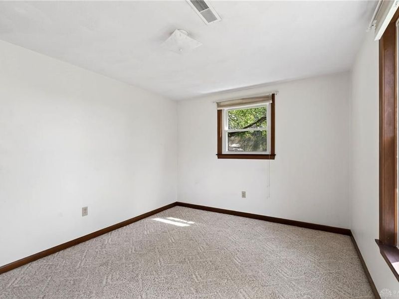 7988 McCool Road, Franklin Township, OH 45331 Photo 19