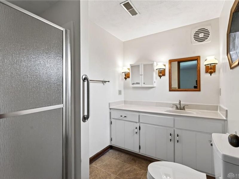 7988 McCool Road, Franklin Township, OH 45331 Photo 22