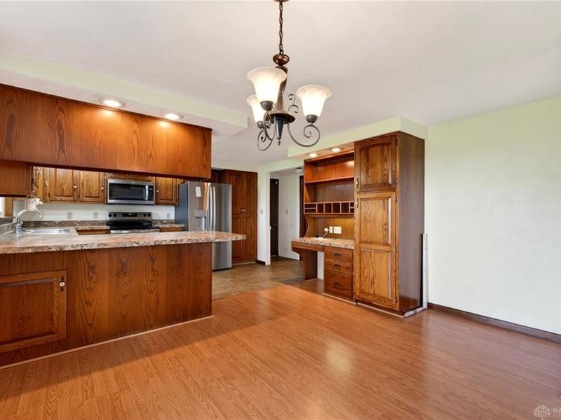 7988 McCool Road, Franklin Township, OH 45331 Photo 6