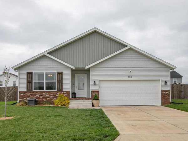 586 S Caroline Avenue, Republic, MO 65738