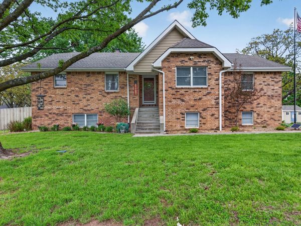 18916 S 1488 Road, Nevada, MO 64772