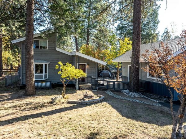 501 1st St, McCall, ID 83638