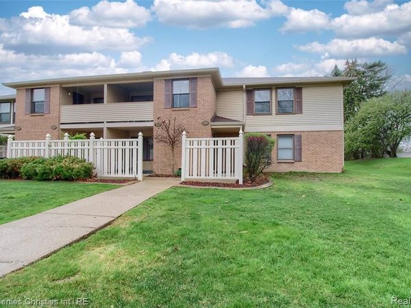 19586 Northridge Drive , Northville Twp, MI 48167