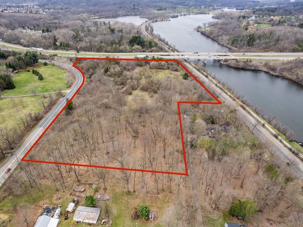 4479 E Huron River Drive, Ann Arbor, MI 48105