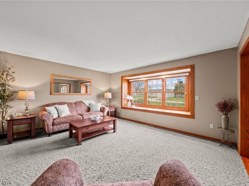 5330 Young Road, Stow, OH 44224 Photo 17