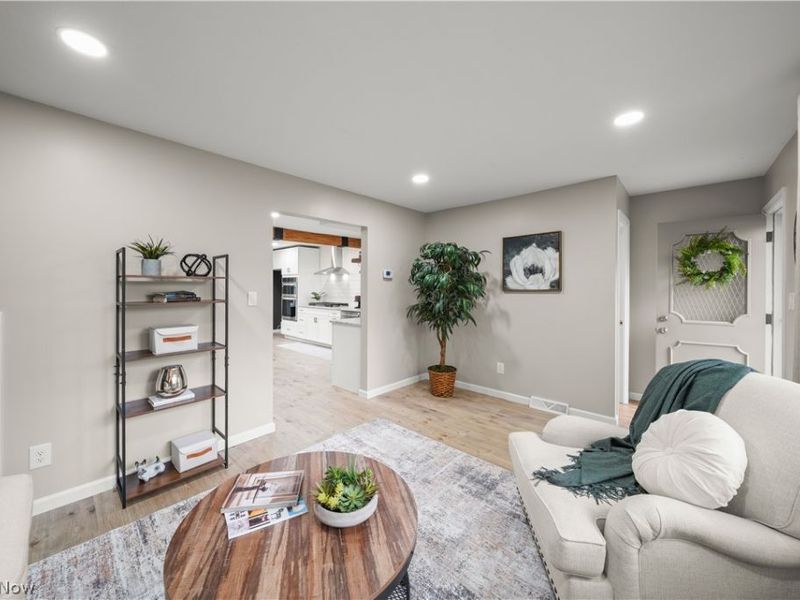 2051 Presidential Parkway, Unit 28, Twinsburg, OH 44087 Photo 3