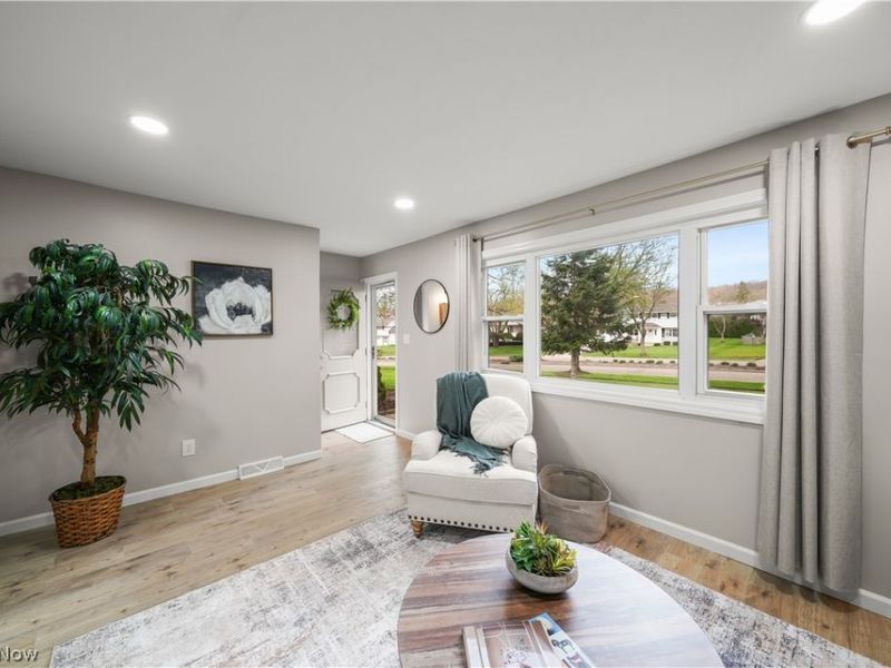 2051 Presidential Parkway, Unit 28, Twinsburg, OH 44087 Photo 4