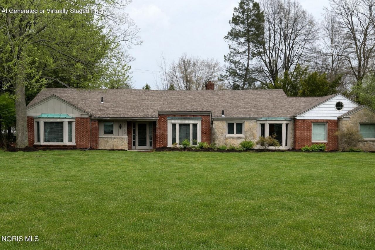 3542 Kenwood Boulevard, Toledo, OH 43606 Main Photo