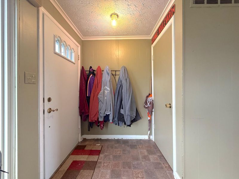 448 Ontario Avenue, Bellefontaine, OH 43311 Photo 4