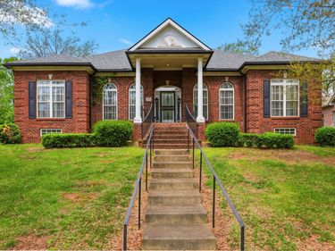 4117 John Alden Lane, Lexington, KY 40504