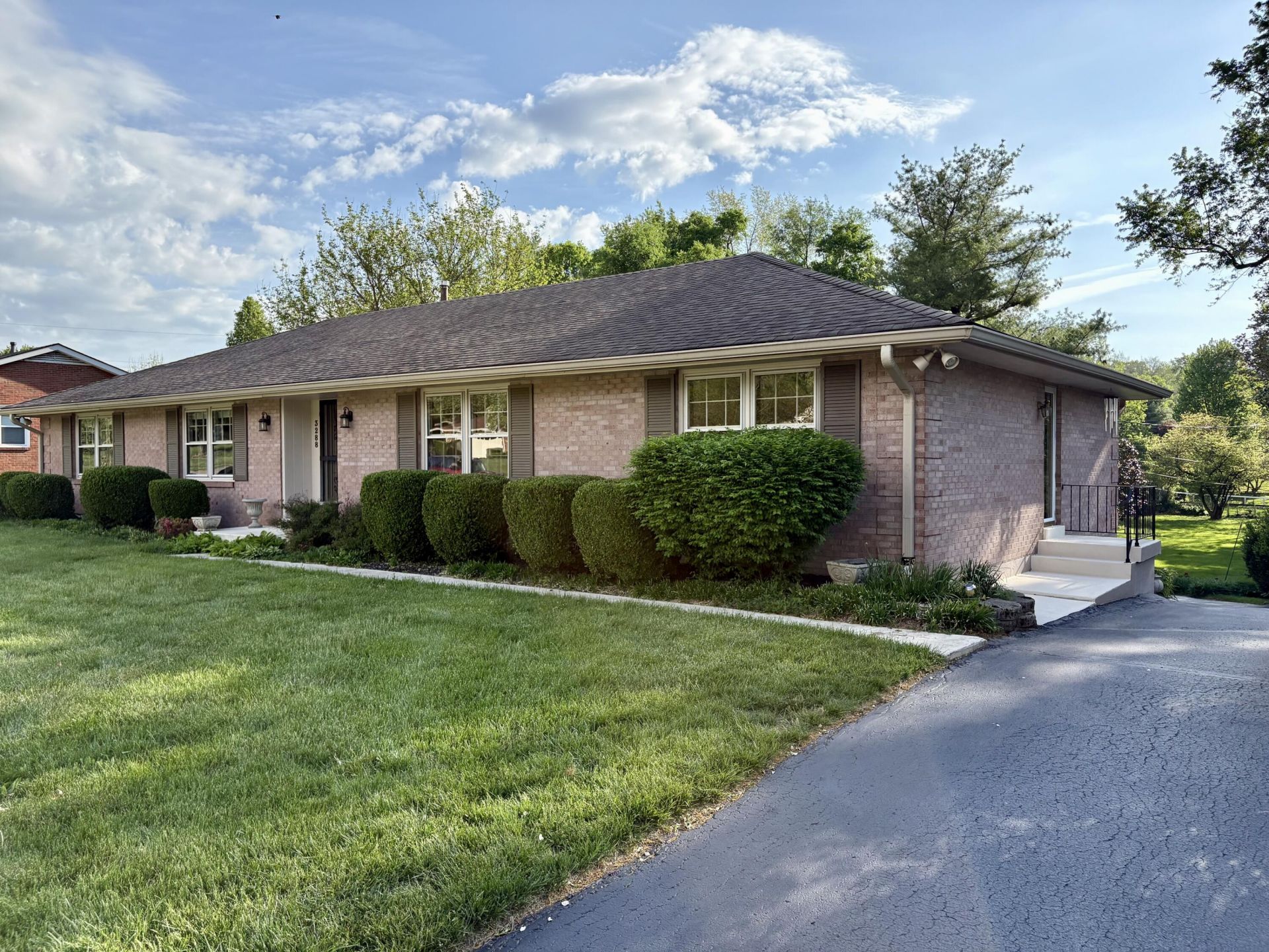 3288 Cornwall Drive, Lexington, KY 40503