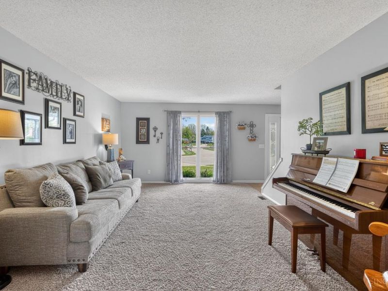 620 Tara Oaks Drive, Middletown, OH 45042 Photo 6