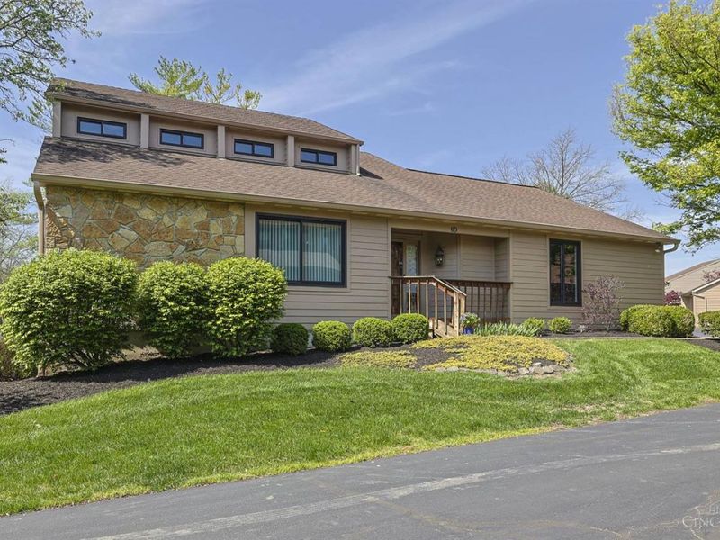 60 Carpenters Ridge, Blue Ash, OH 45241 Photo 2