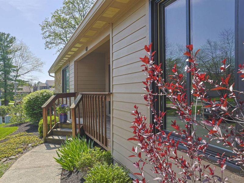 60 Carpenters Ridge, Blue Ash, OH 45241 Photo 3