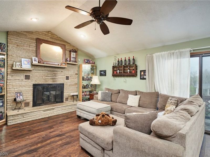 5336 Donner Drive, Clinton, OH 44216 Photo 2