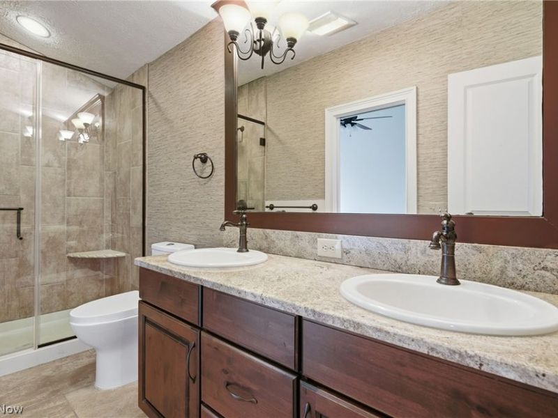 9715 Stafford Road, Chagrin Falls, OH 44023 Photo 32