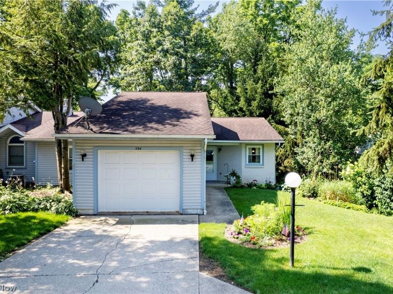 594 Forest Creek Drive, Wooster, OH 44691 Photo 3