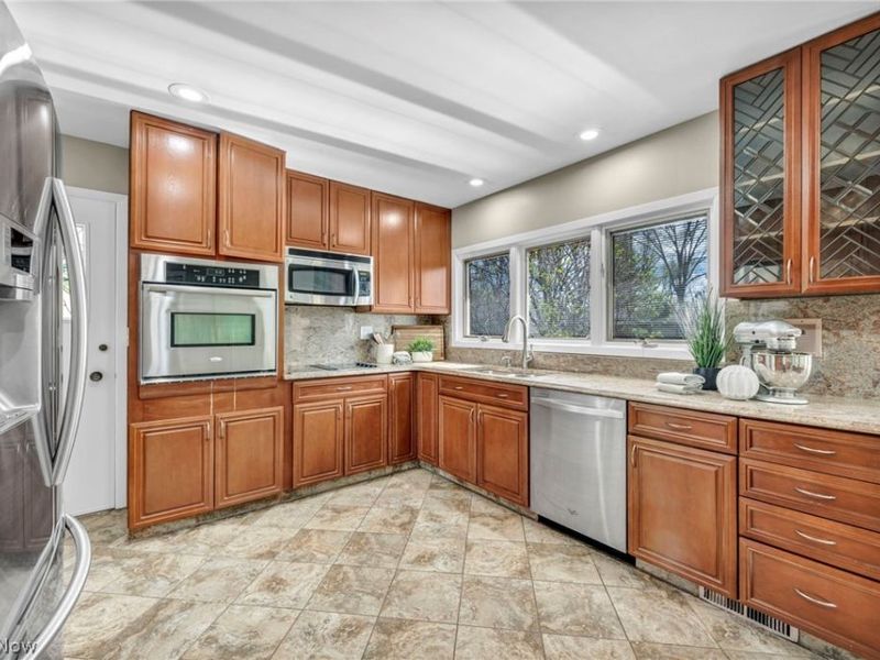 3565 Eldorado Drive, Rocky River, OH 44116 Photo 9