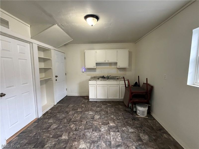 1333 E 68th Street, Cleveland, OH 44103 Photo 14