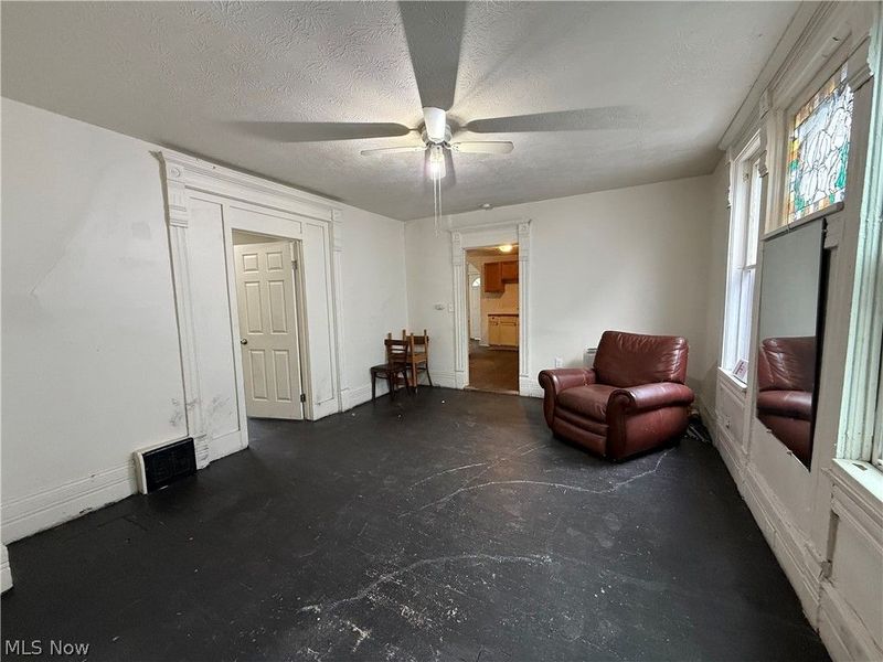 1333 E 68th Street, Cleveland, OH 44103 Photo 2