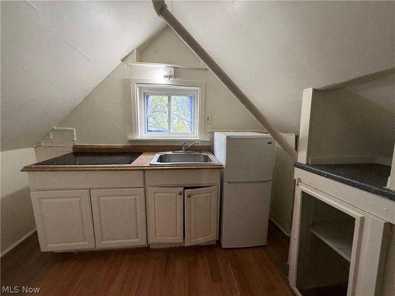 1333 E 68th Street, Cleveland, OH 44103 Photo 25