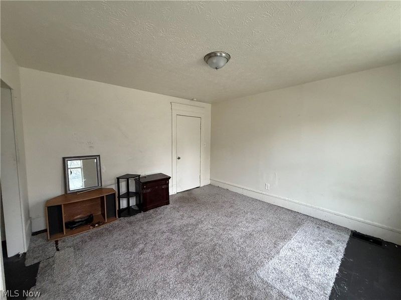 1333 E 68th Street, Cleveland, OH 44103 Photo 5