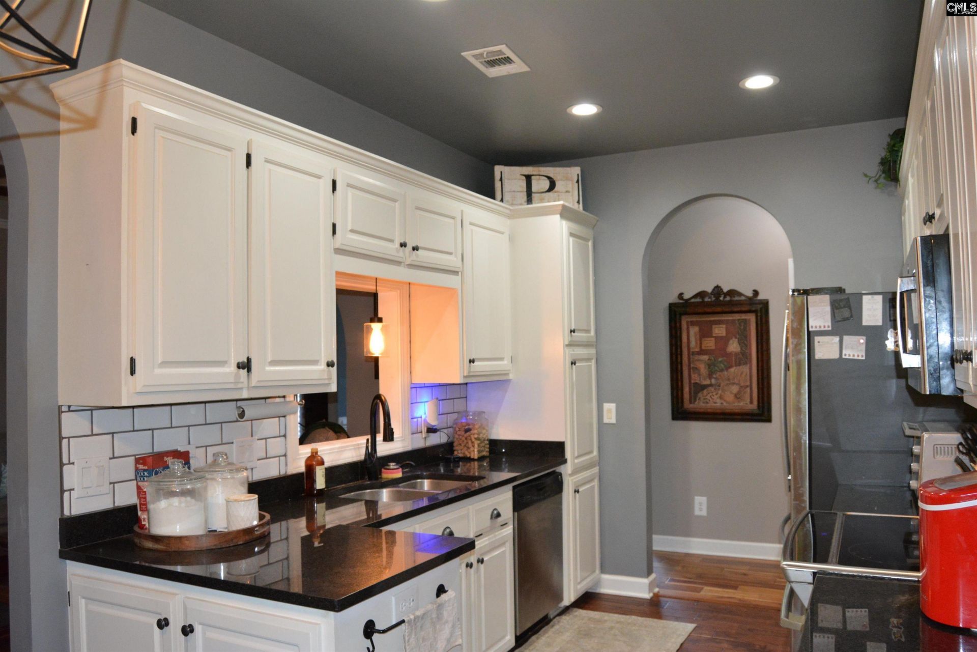 15 Falbrook Court Photo 18