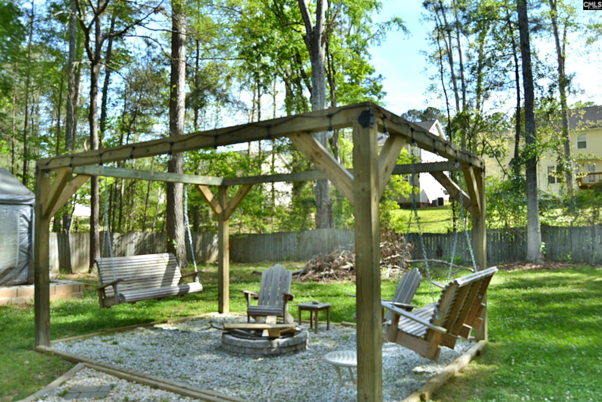 15 Falbrook Court Photo 28
