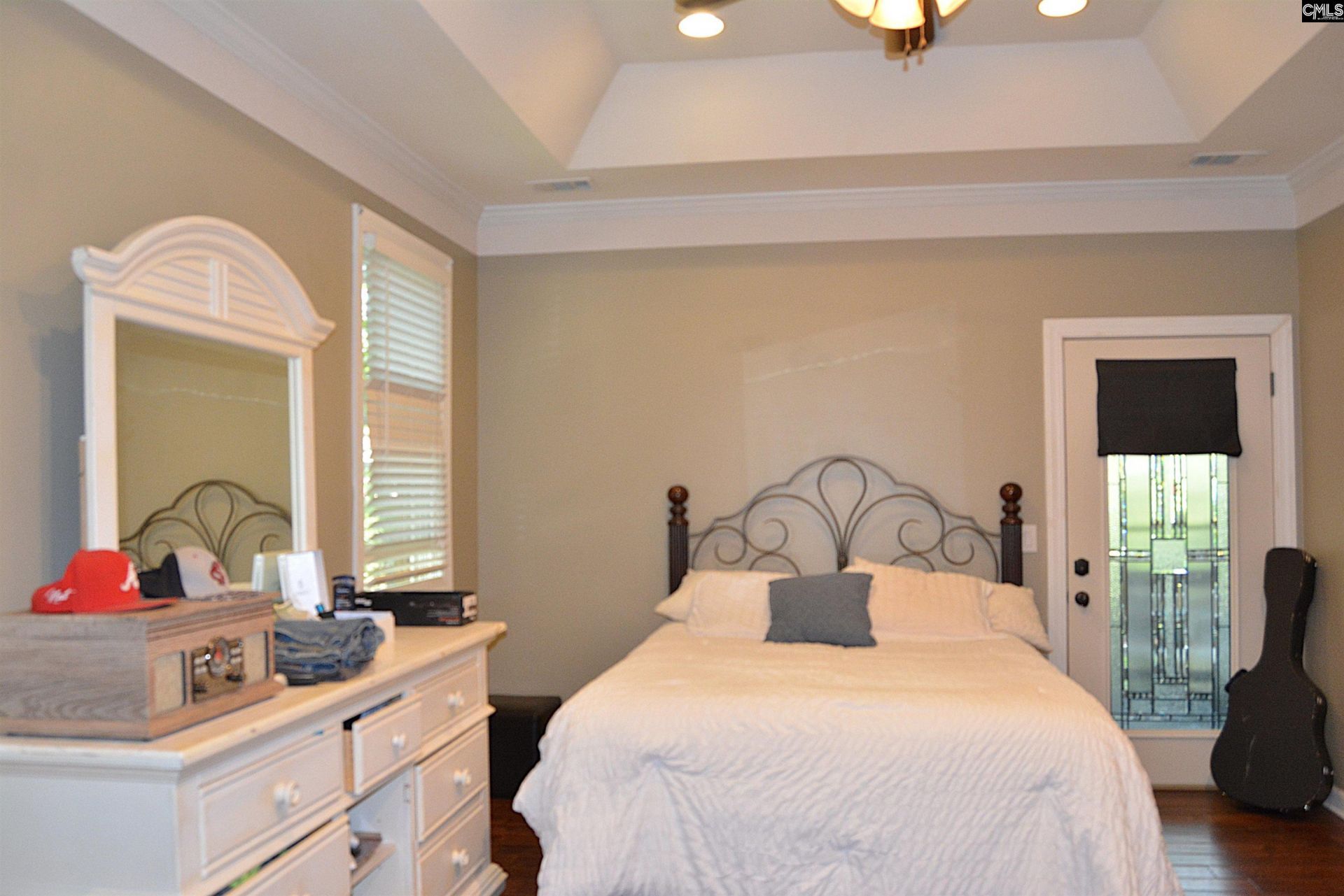 15 Falbrook Court Photo 35