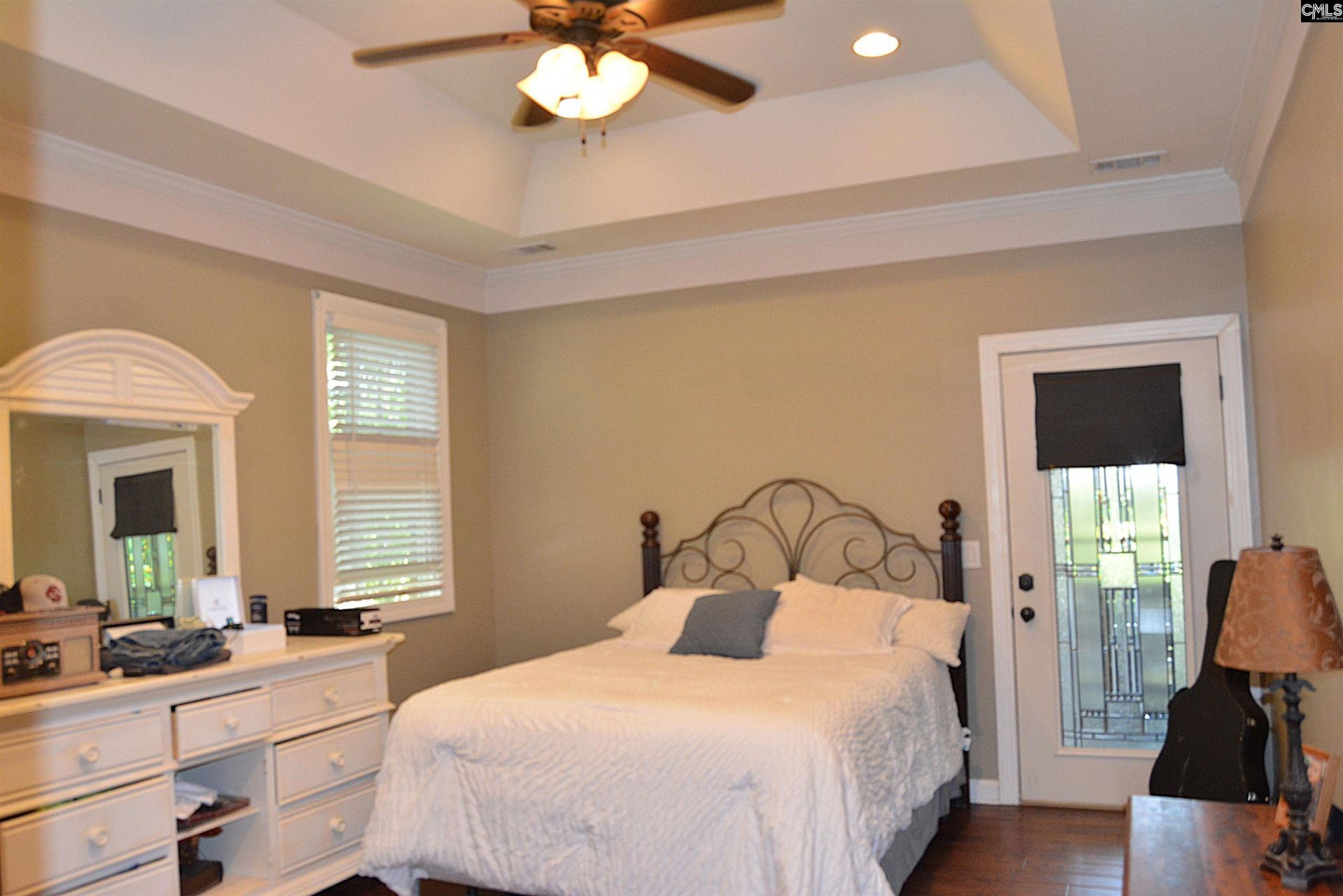 15 Falbrook Court Photo 36