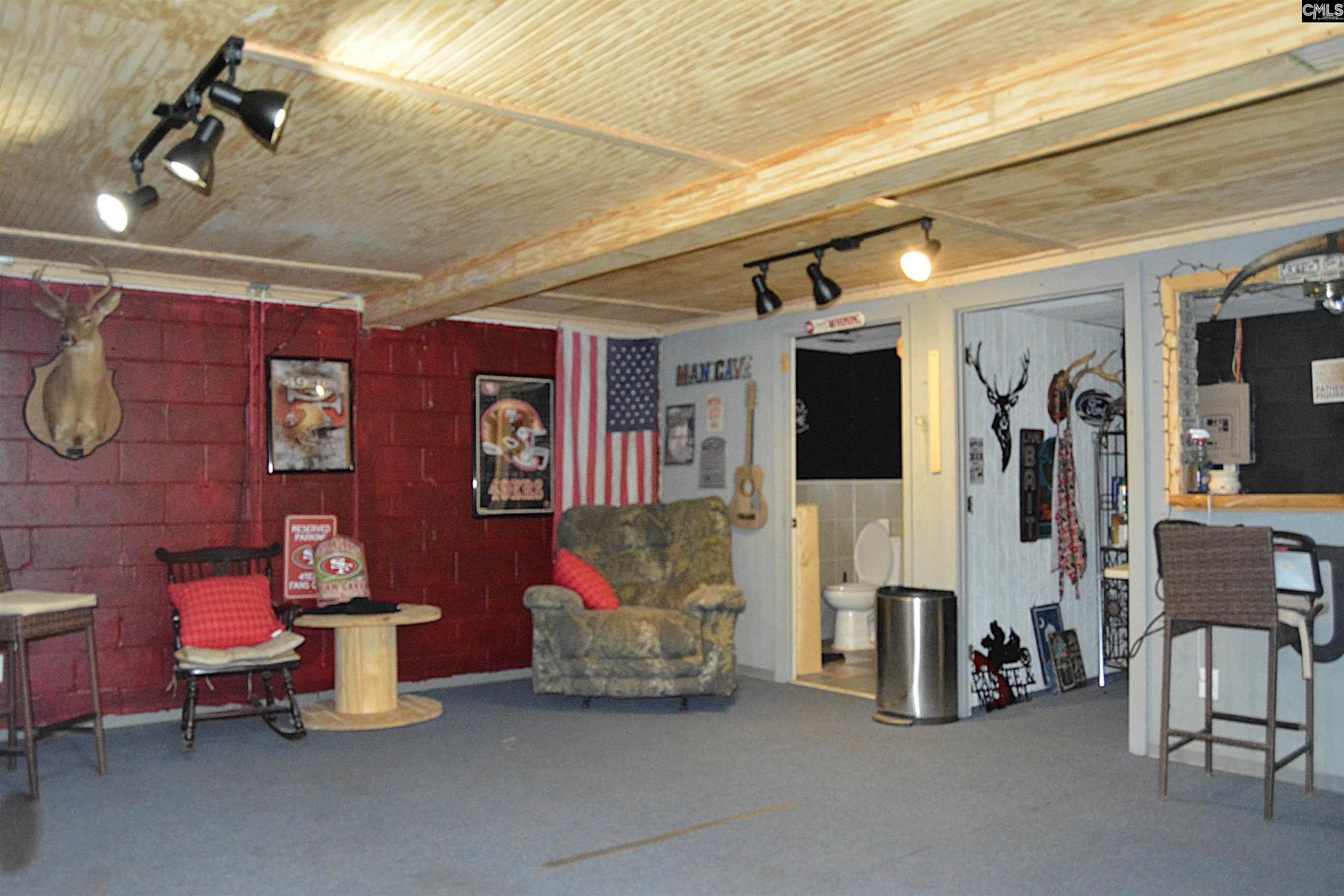 15 Falbrook Court Photo 47