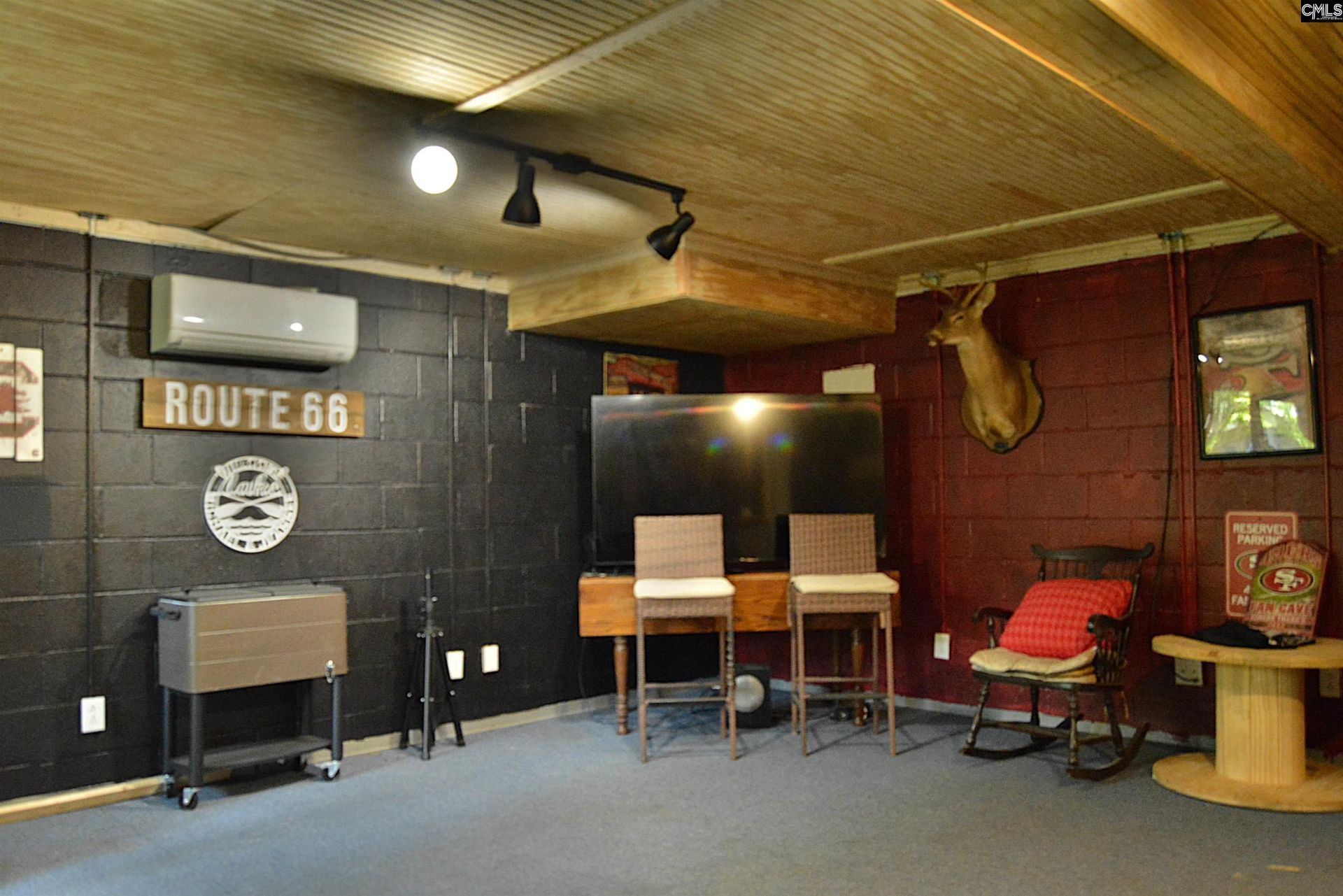 15 Falbrook Court Photo 49