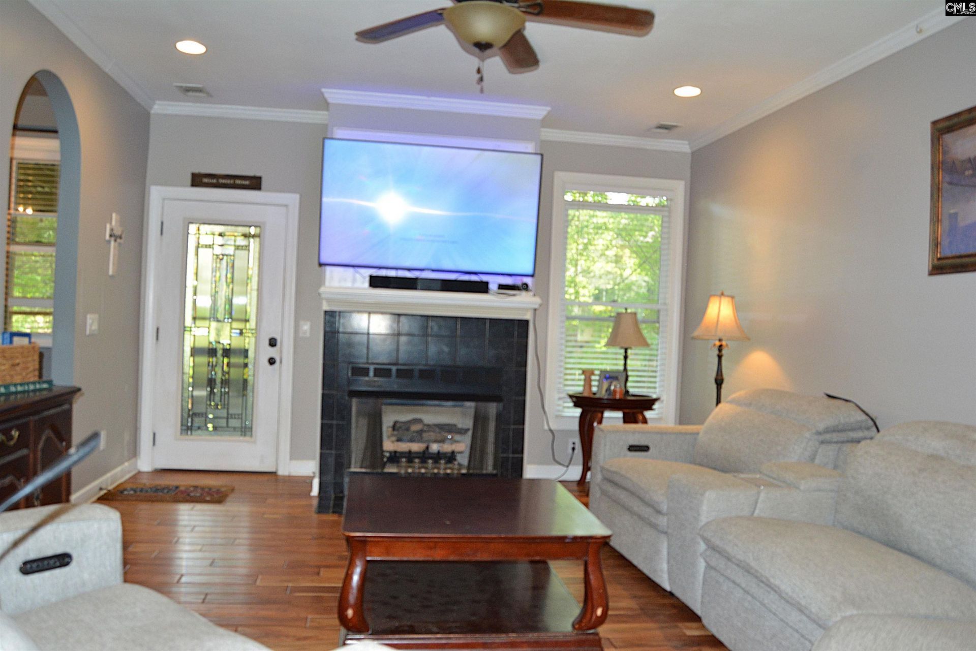 15 Falbrook Court Photo 7