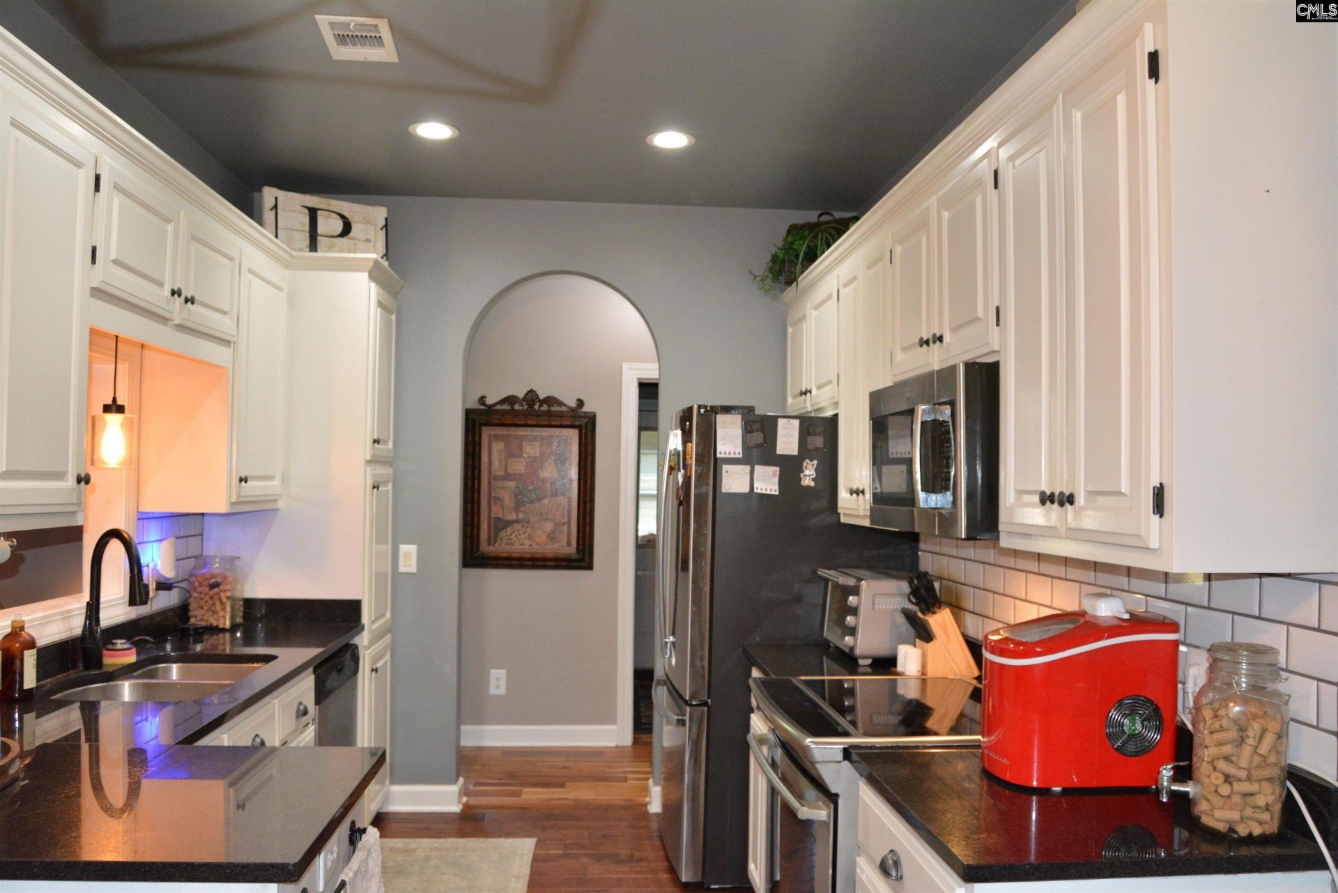 15 Falbrook Court Photo 9