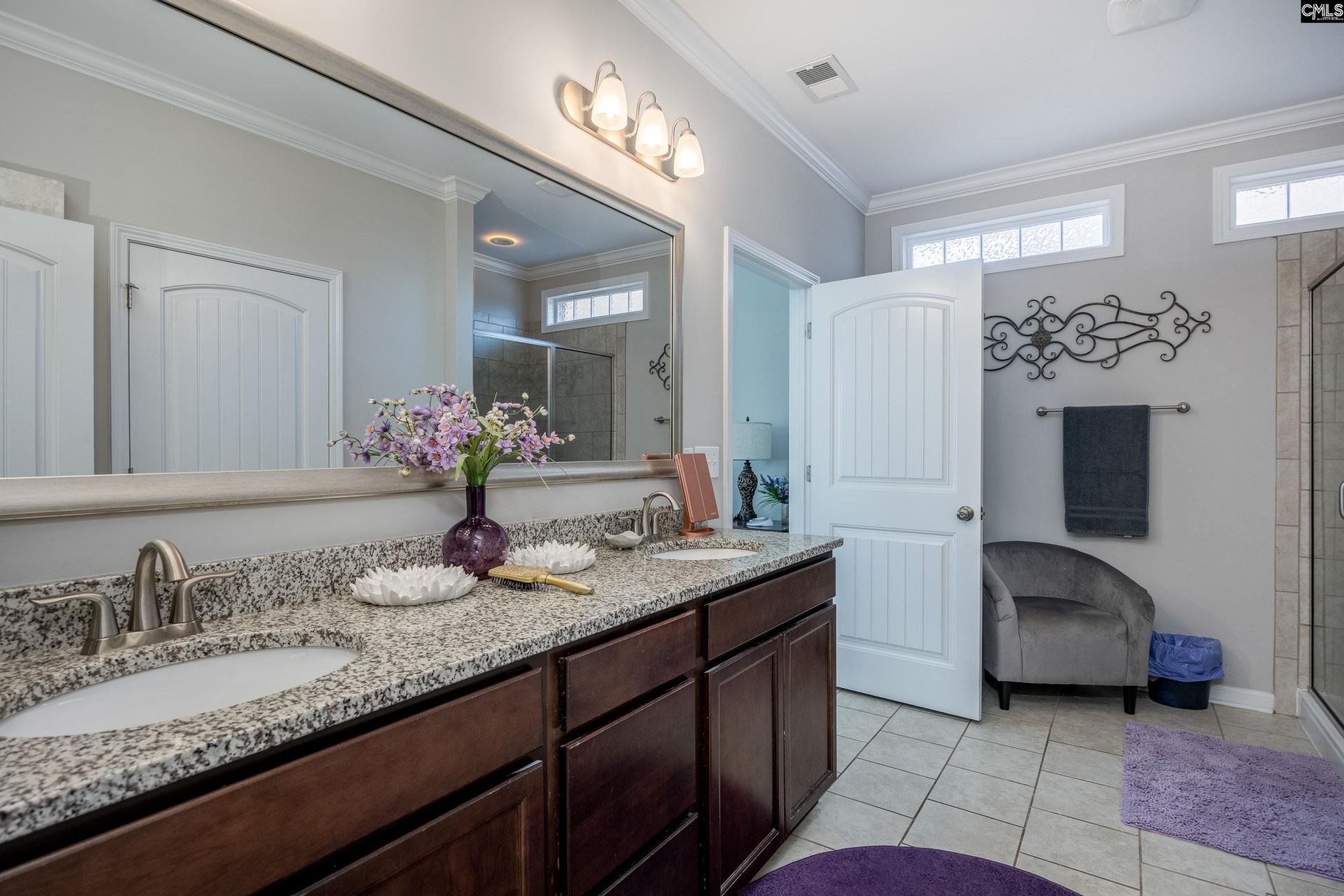 119 Cressingham Court Photo 18