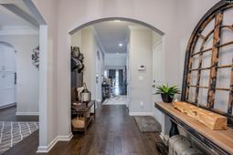 119 Cressingham Court photo 4