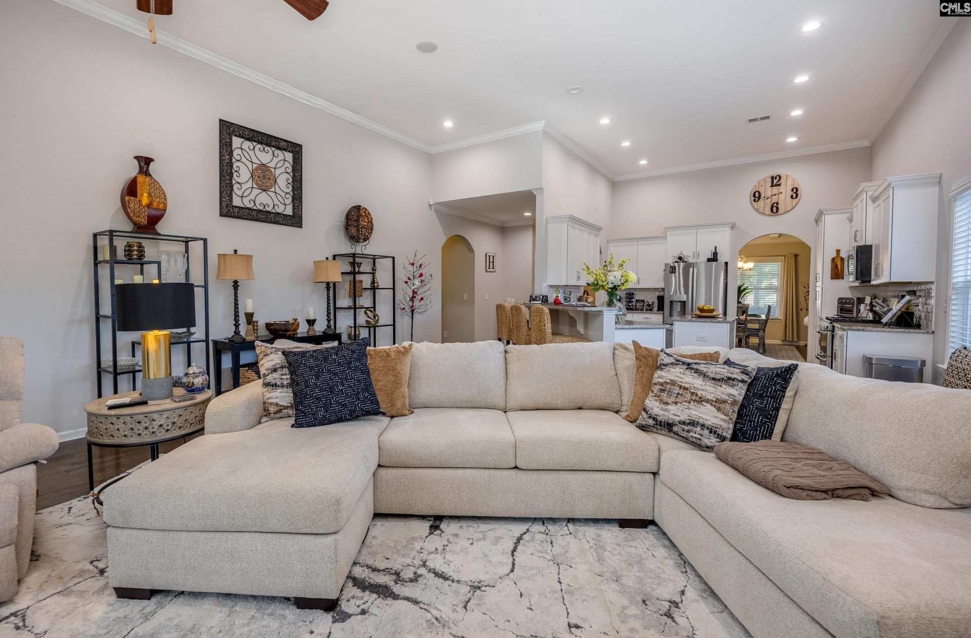 119 Cressingham Court Photo 9