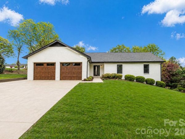 3730 Club House Drive NE, Conover, NC 28613