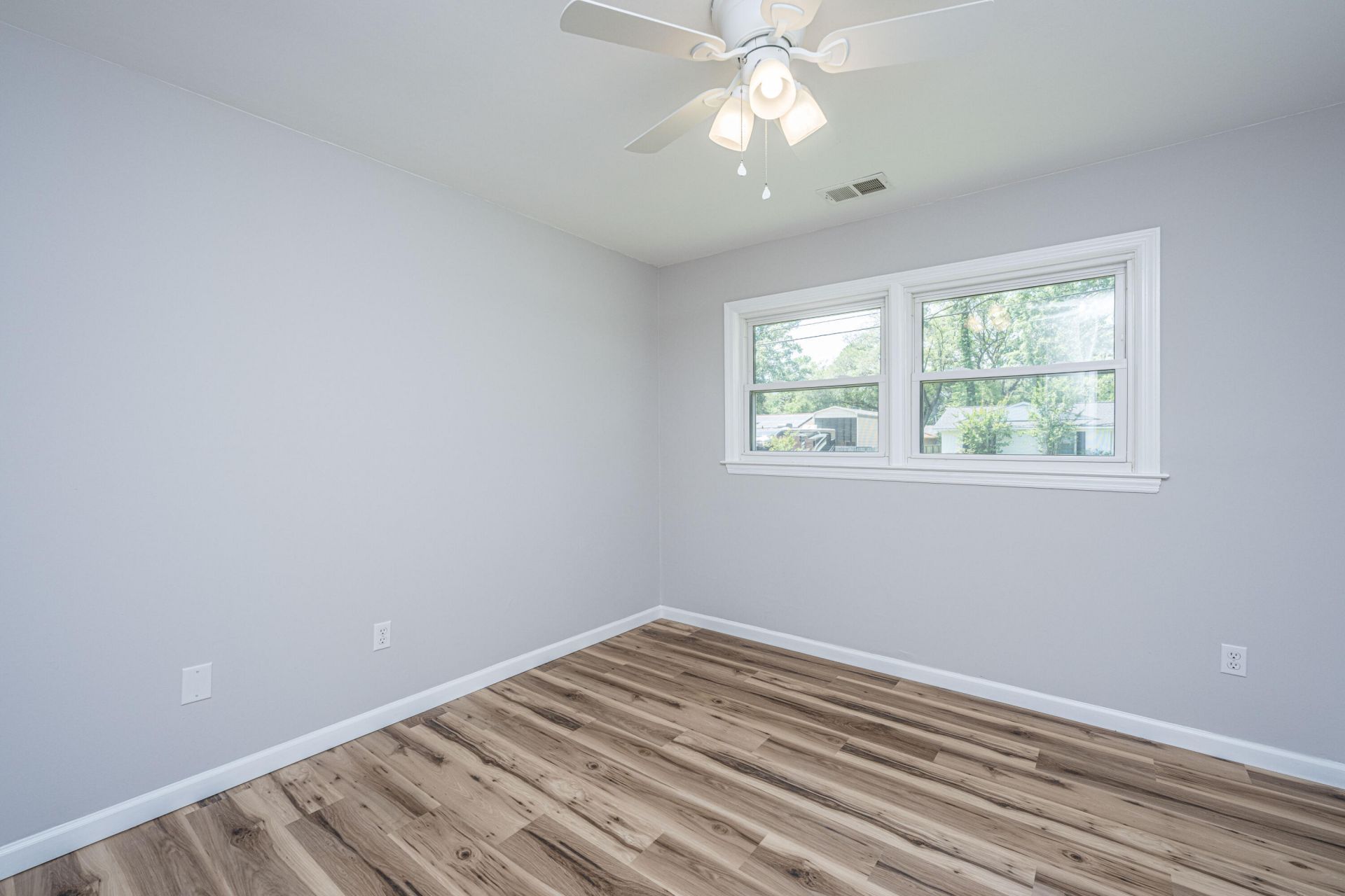 113 Monroe Drive Photo 18