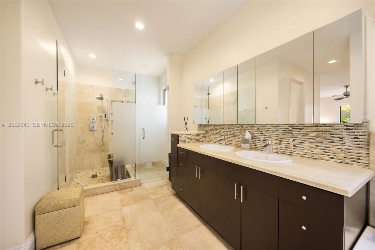2301 Tigertail Ave, Coconut Grove, FL 33133 Photo