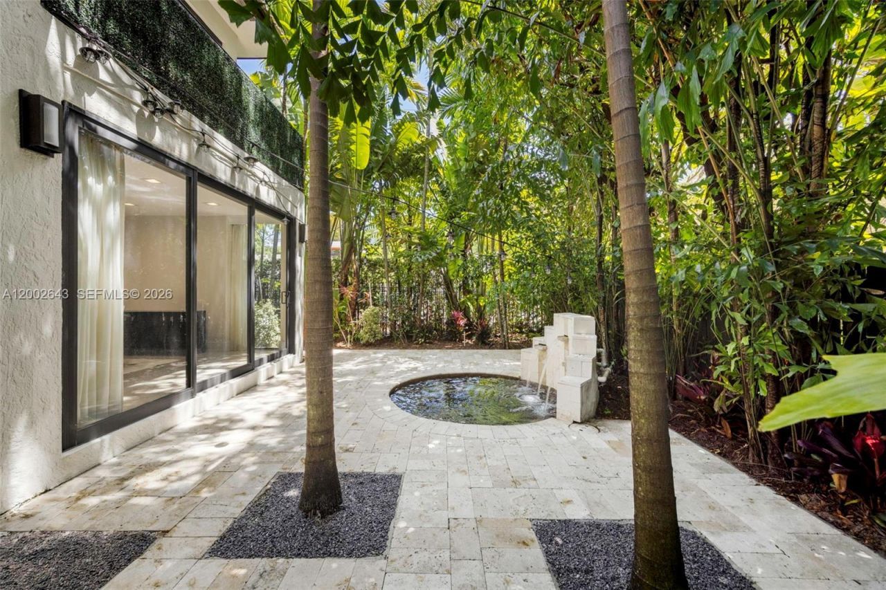 2301 Tigertail Ave, Coconut Grove, FL 33133 Photo